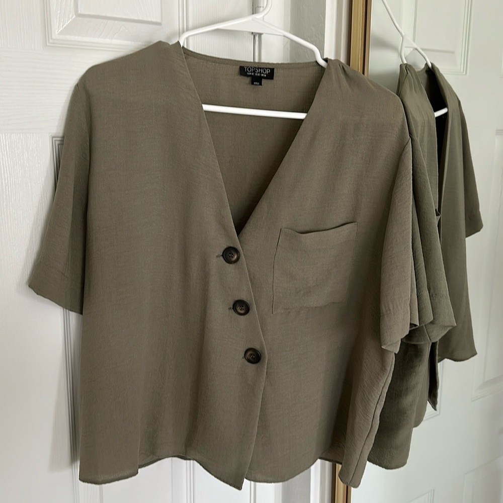 Topshop Green button up Sz 10 top